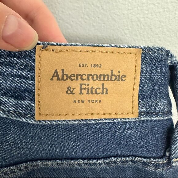 Abercrombie & Fitch Distressed Patchwork Boyfriend Straight Denim Jeans Size 2 - Picture 9 of 12